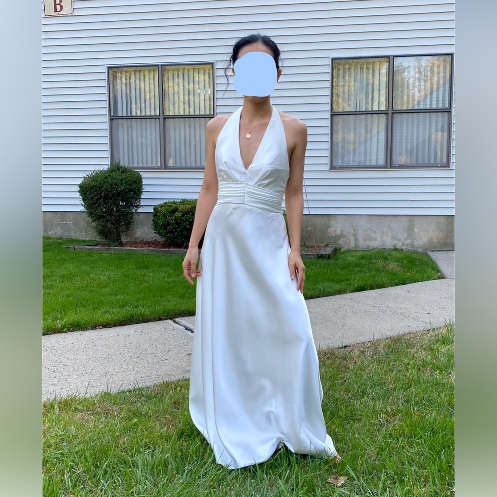 Silk Halter Wedding Gown Size XS 2P Off white with long scarf bridal
